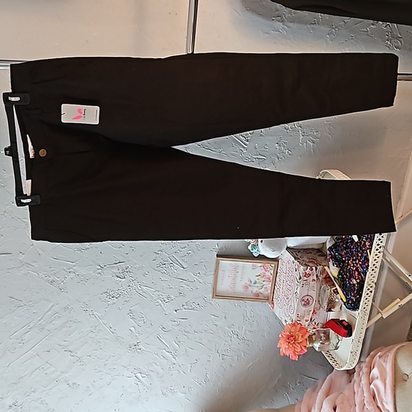 NWT Pride Bunny rainbow roll up black chino. Size 40. - Picture 1 of 12